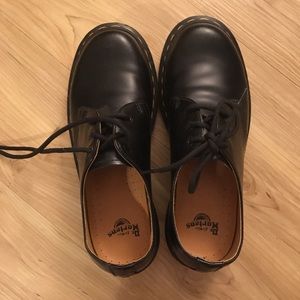 Brand New Dr. Marten Shoe, Size 7, 1461 Smooth